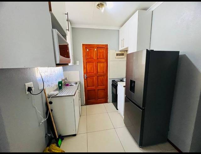 3 BEDROOM HOUSE FOR SALE IN RIVERSIDE VIEW EXT 35
